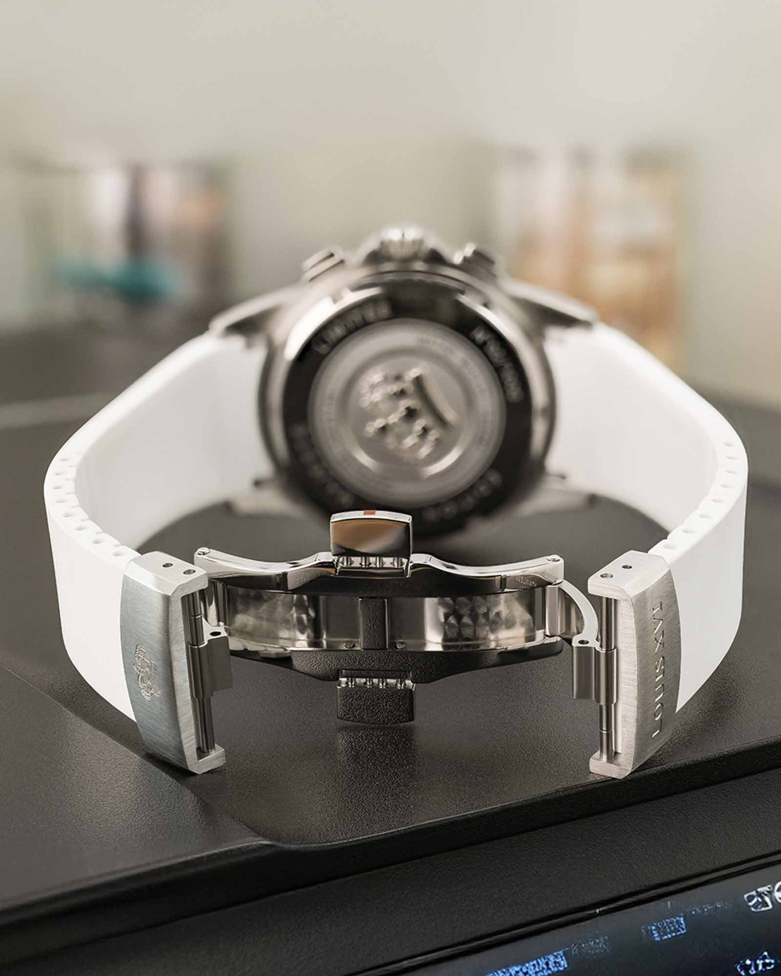 Majesté Iced Out Royale 1137 - 43mm-LOUIS XVI